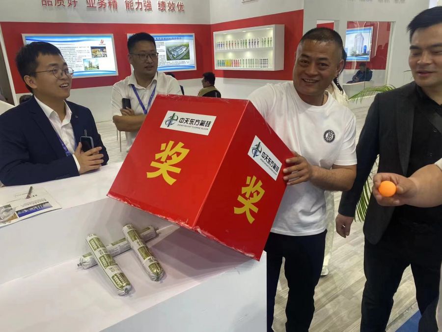 16818717345640294xK7.jpg f6a4ea6f9af1ff215e87a31d3758c76.jpg